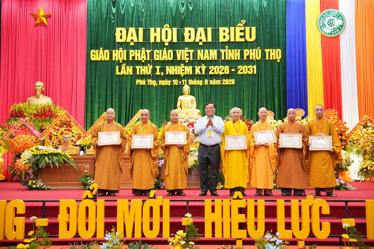 TT. Thích Minh Nghiêm được suy cử Trưởng BTS GHPGVN tỉnh Phú Thọ nhiệm kỳ 2026 - ảnh 57