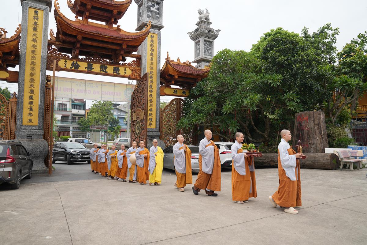Phân ban Ni giới TW thăm và cúng dàng Trường hạ tại tỉnh Thái Nguyên và Phú Thọ - ảnh 3