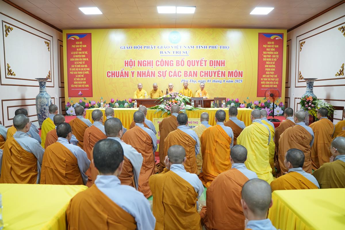 Phân ban Ni giới TW thăm và cúng dàng Trường hạ tại tỉnh Thái Nguyên và Phú Thọ - ảnh 54