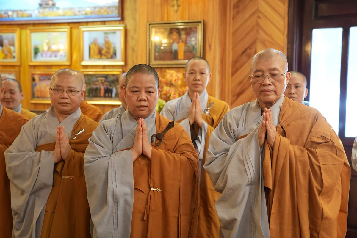 Phân ban Ni giới TW thăm và cúng dàng Trường hạ tại tỉnh Thái Nguyên và Phú Thọ - ảnh 6