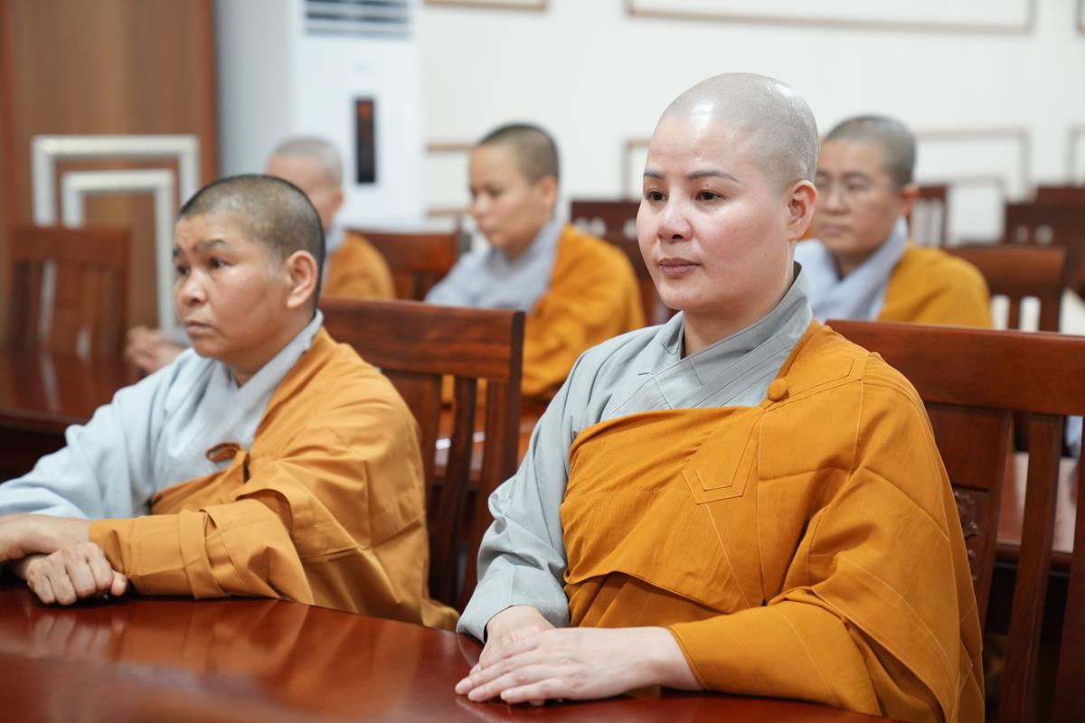 Phân ban Ni giới TW thăm và cúng dàng Trường hạ tại tỉnh Thái Nguyên và Phú Thọ - ảnh 67