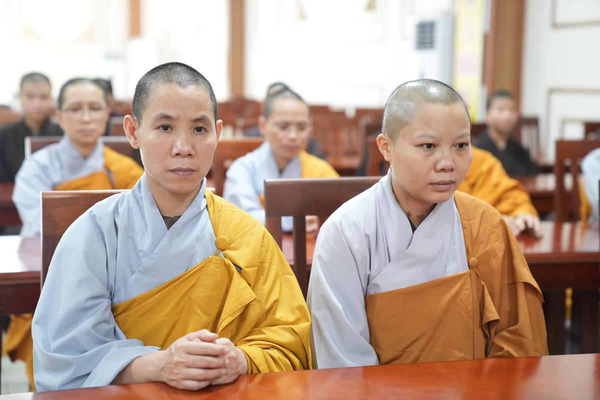Phân ban Ni giới TW thăm và cúng dàng Trường hạ tại tỉnh Thái Nguyên và Phú Thọ - ảnh 68