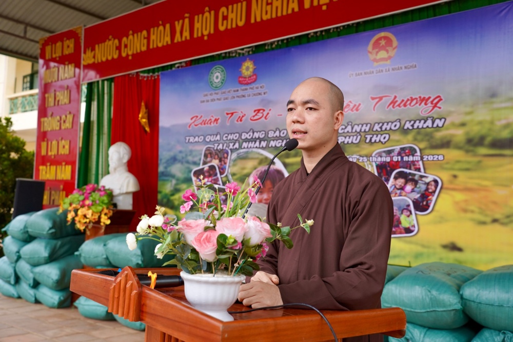 Ban Đại diện Phật giáo liên Phường, Xã Chương Mỹ trao tặng hơn 400 triệu đồng hỗ trợ đồng bào khó khăn tại tỉnh Phú Thọ - ảnh 34