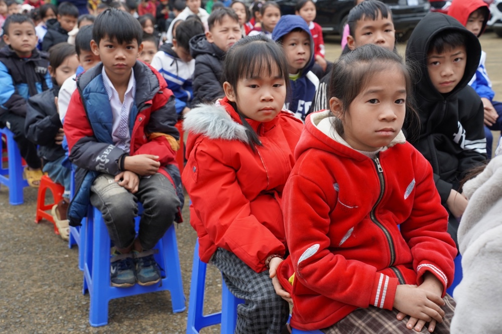 Ban Đại diện Phật giáo liên Phường, Xã Chương Mỹ trao tặng hơn 400 triệu đồng hỗ trợ đồng bào khó khăn tại tỉnh Phú Thọ - ảnh 37
