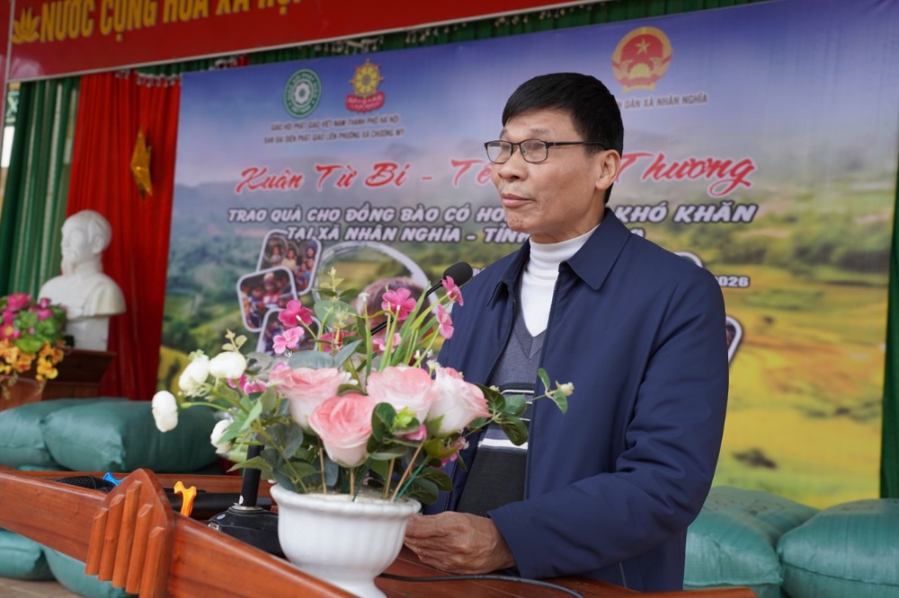 Ban Đại diện Phật giáo liên Phường, Xã Chương Mỹ trao tặng hơn 400 triệu đồng hỗ trợ đồng bào khó khăn tại tỉnh Phú Thọ - ảnh 42