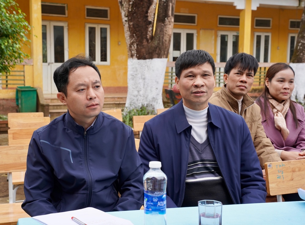 Ban Đại diện Phật giáo liên Phường, Xã Chương Mỹ trao tặng hơn 400 triệu đồng hỗ trợ đồng bào khó khăn tại tỉnh Phú Thọ - ảnh 44