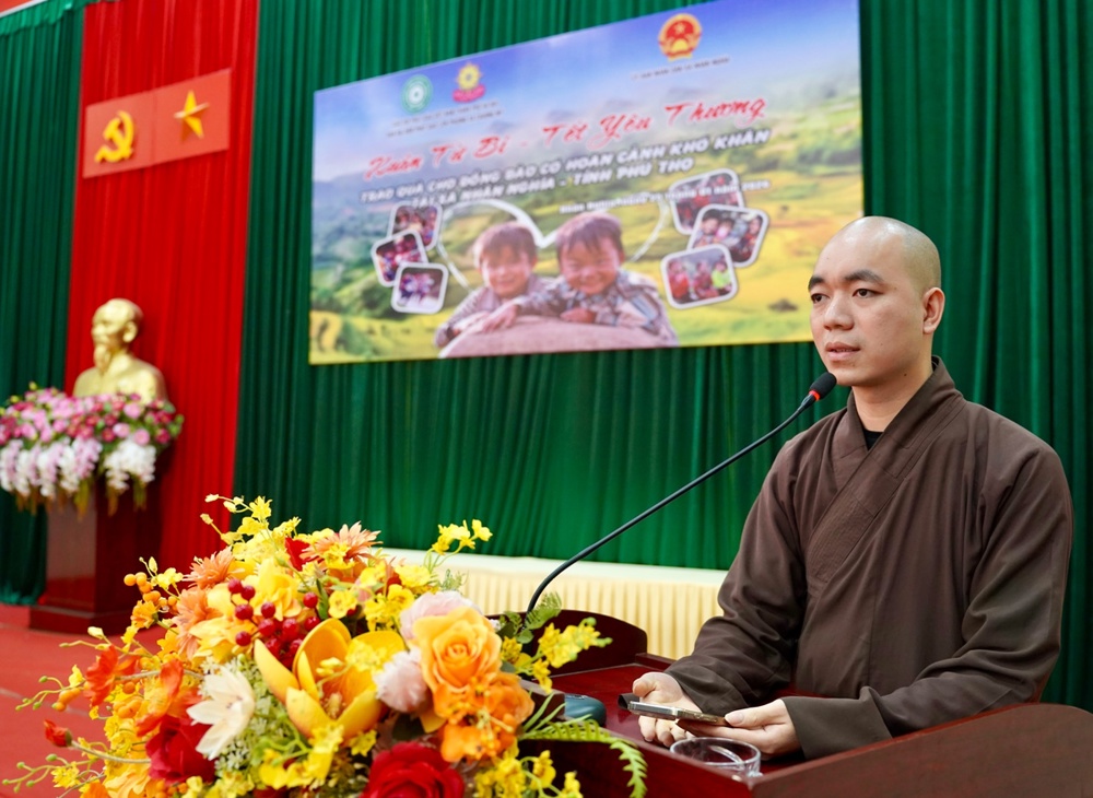 Ban Đại diện Phật giáo liên Phường, Xã Chương Mỹ trao tặng hơn 400 triệu đồng hỗ trợ đồng bào khó khăn tại tỉnh Phú Thọ - ảnh 74