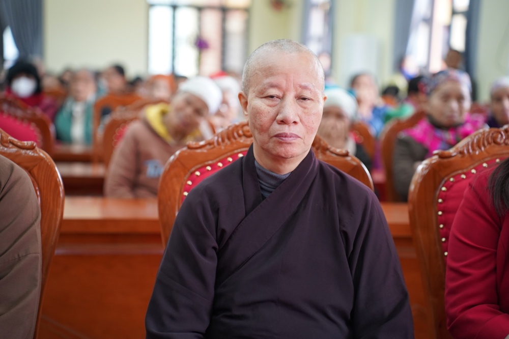 Ban Đại diện Phật giáo liên Phường, Xã Chương Mỹ trao tặng hơn 400 triệu đồng hỗ trợ đồng bào khó khăn tại tỉnh Phú Thọ - ảnh 86