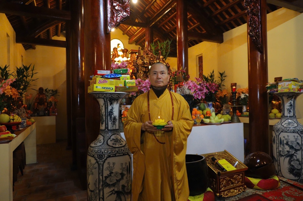 Phú Thọ: Lung linh đêm Hoa đăng mừng Phật Thành đạo và Khởi sắc kỳ thi Giáo lý cho 600 Phật tử - ảnh 16