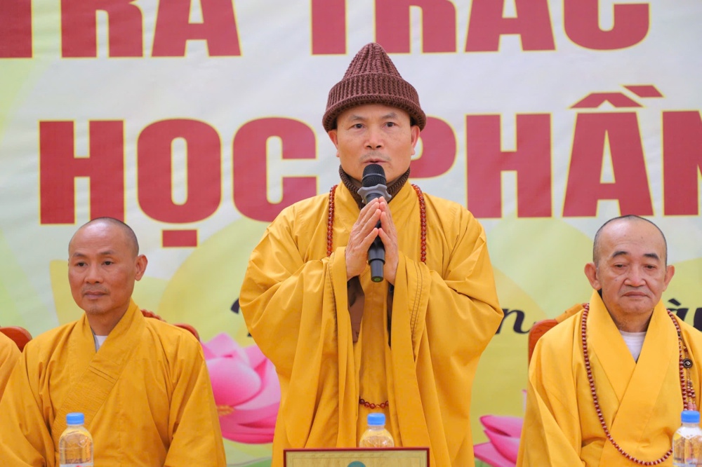 Phú Thọ: Lung linh đêm Hoa đăng mừng Phật Thành đạo và Khởi sắc kỳ thi Giáo lý cho 600 Phật tử - ảnh 45