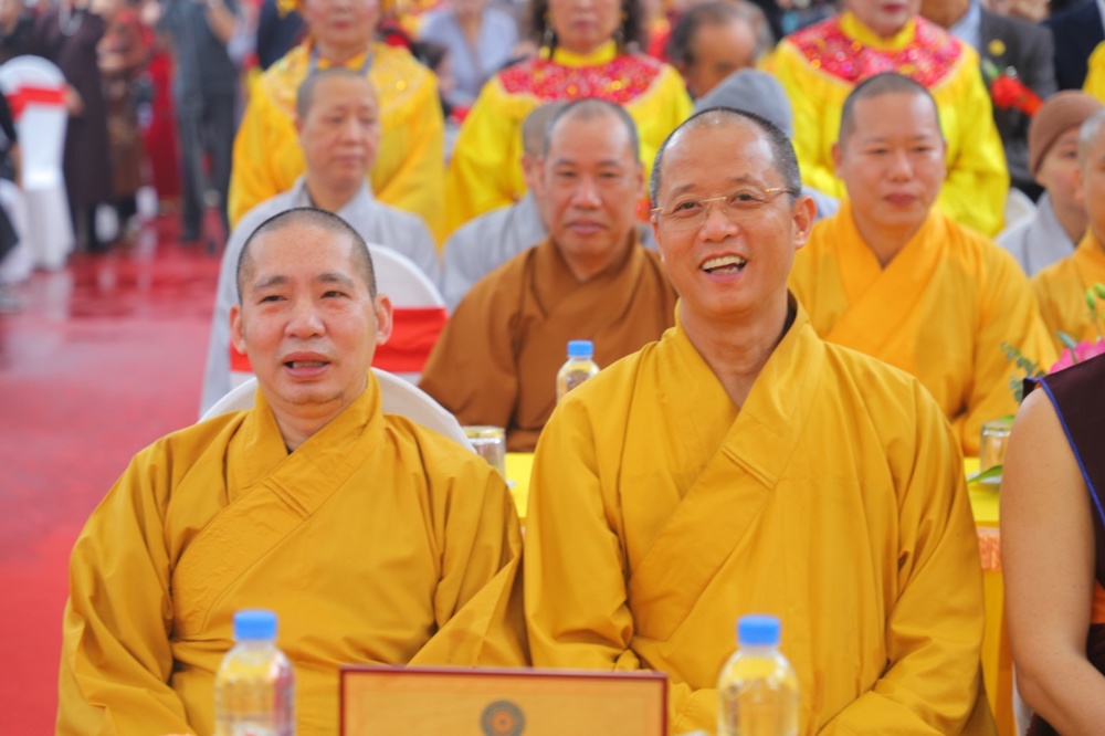 Phú Thọ: Phường Vĩnh Yên tổ chức Lễ hội truyền thống và khánh thành Ngôi Tam Bảo - ảnh 16