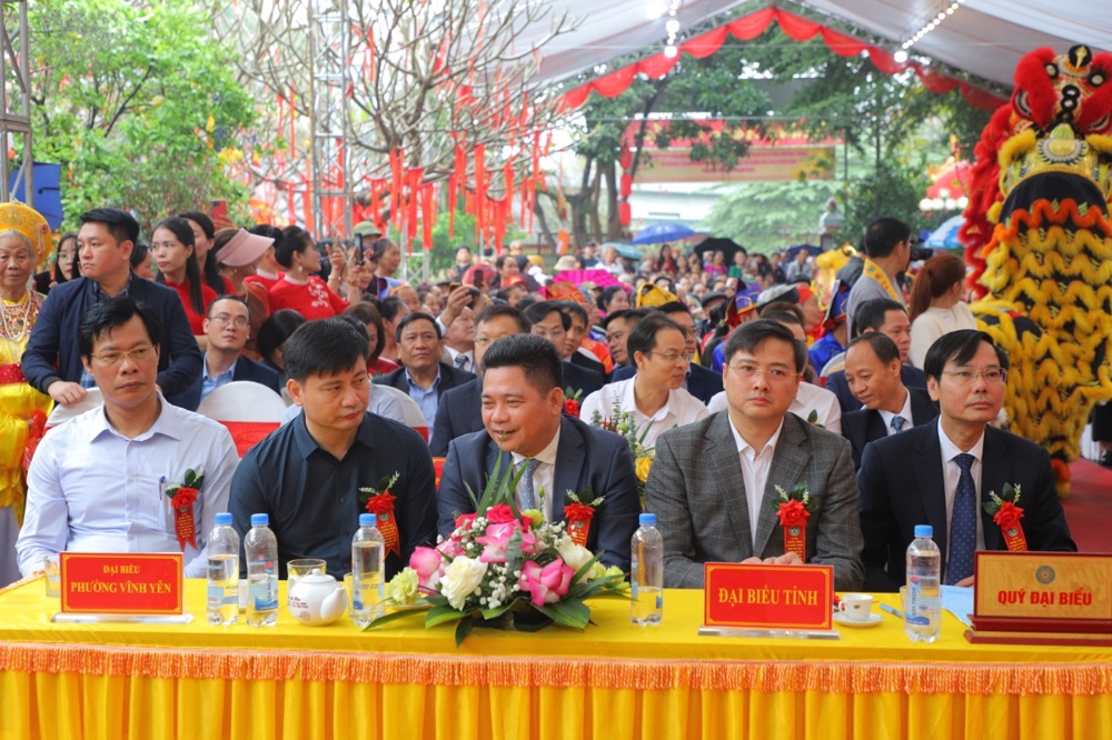 Phú Thọ: Phường Vĩnh Yên tổ chức Lễ hội truyền thống và khánh thành Ngôi Tam Bảo - ảnh 3
