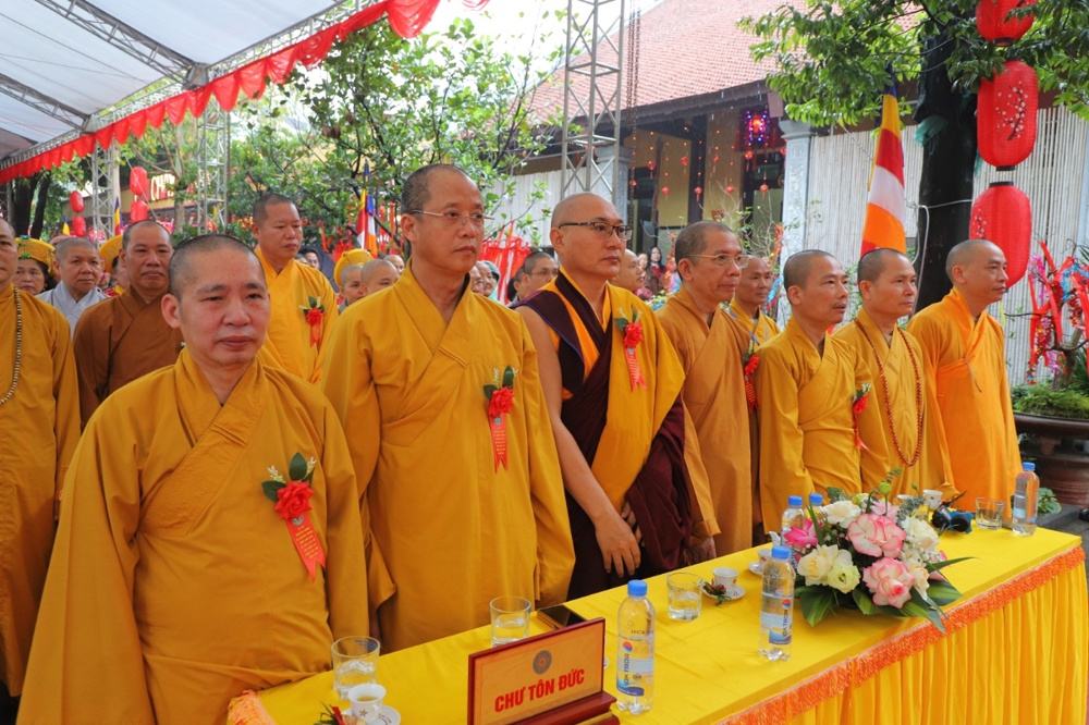 Phú Thọ: Phường Vĩnh Yên tổ chức Lễ hội truyền thống và khánh thành Ngôi Tam Bảo - ảnh 36