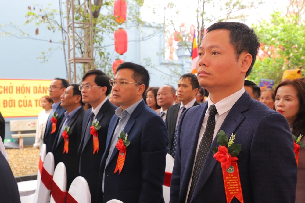 Phú Thọ: Phường Vĩnh Yên tổ chức Lễ hội truyền thống và khánh thành Ngôi Tam Bảo - ảnh 40