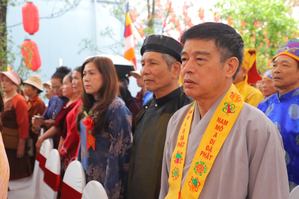 Phú Thọ: Phường Vĩnh Yên tổ chức Lễ hội truyền thống và khánh thành Ngôi Tam Bảo - ảnh 44