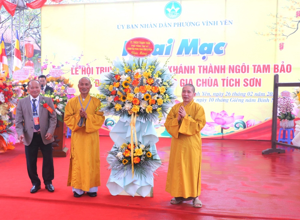 Phú Thọ: Phường Vĩnh Yên tổ chức Lễ hội truyền thống và khánh thành Ngôi Tam Bảo - ảnh 57