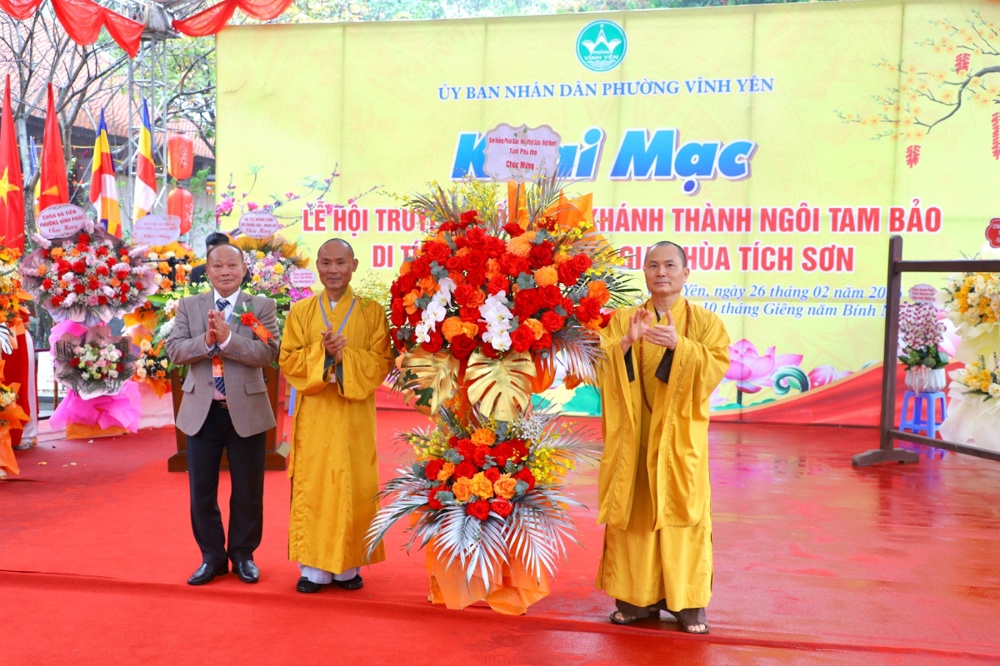 Phú Thọ: Phường Vĩnh Yên tổ chức Lễ hội truyền thống và khánh thành Ngôi Tam Bảo - ảnh 59