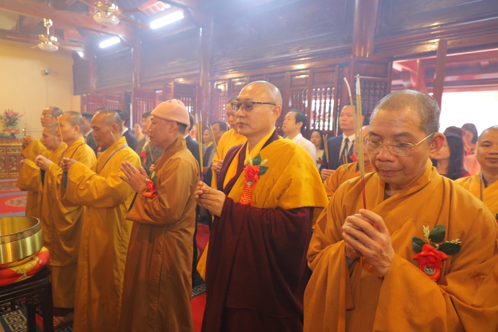 Phú Thọ: Phường Vĩnh Yên tổ chức Lễ hội truyền thống và khánh thành Ngôi Tam Bảo - ảnh 67