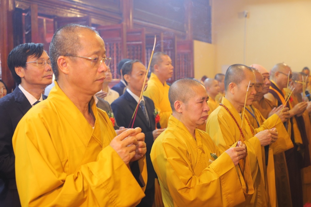 Phú Thọ: Phường Vĩnh Yên tổ chức Lễ hội truyền thống và khánh thành Ngôi Tam Bảo - ảnh 73