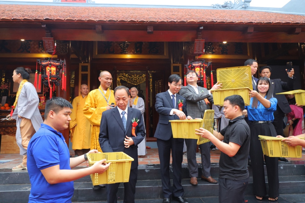 Phú Thọ: Phường Vĩnh Yên tổ chức Lễ hội truyền thống và khánh thành Ngôi Tam Bảo - ảnh 78