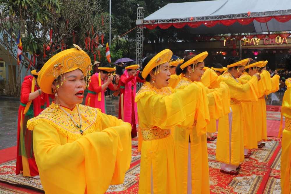 Phú Thọ: Phường Vĩnh Yên tổ chức Lễ hội truyền thống và khánh thành Ngôi Tam Bảo - ảnh 86