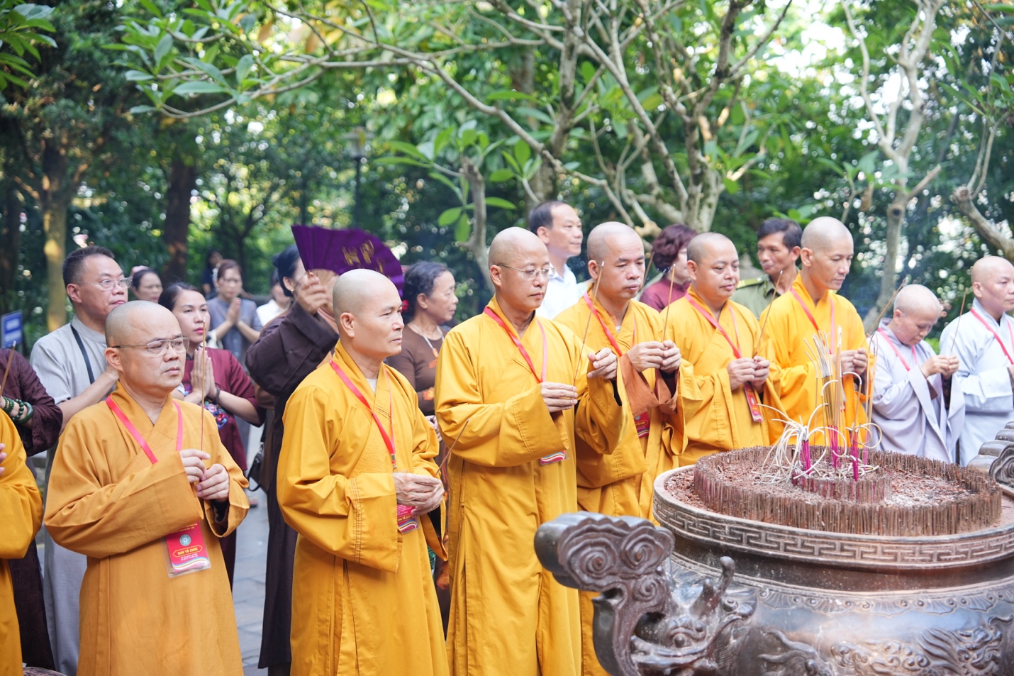 Phú Thọ: Trang nghiêm dâng hương tại Đền Hùng, tưởng niệm các Anh hùng liệt sĩ trước thềm Đại hội Phật giáo tỉnh lần thứ I, nhiệm kỳ 2026-2031 - ảnh 14