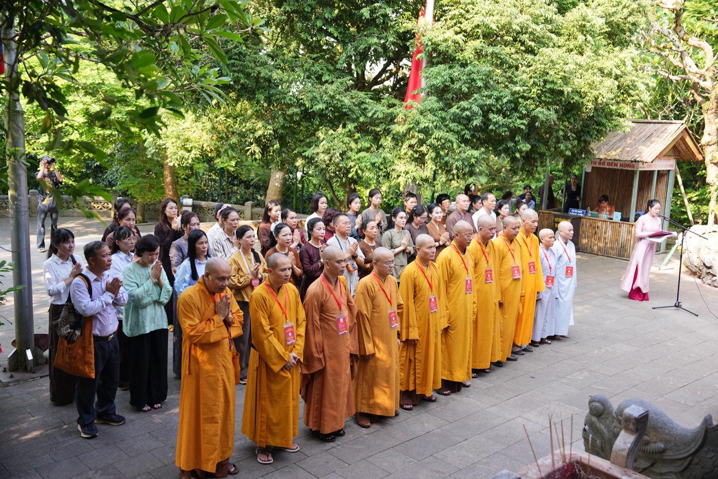Phú Thọ: Trang nghiêm dâng hương tại Đền Hùng, tưởng niệm các Anh hùng liệt sĩ trước thềm Đại hội Phật giáo tỉnh lần thứ I, nhiệm kỳ 2026-2031 - ảnh 18