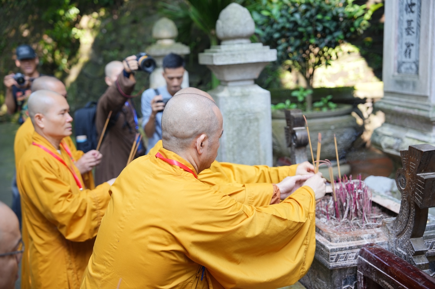 Phú Thọ: Trang nghiêm dâng hương tại Đền Hùng, tưởng niệm các Anh hùng liệt sĩ trước thềm Đại hội Phật giáo tỉnh lần thứ I, nhiệm kỳ 2026-2031 - ảnh 29