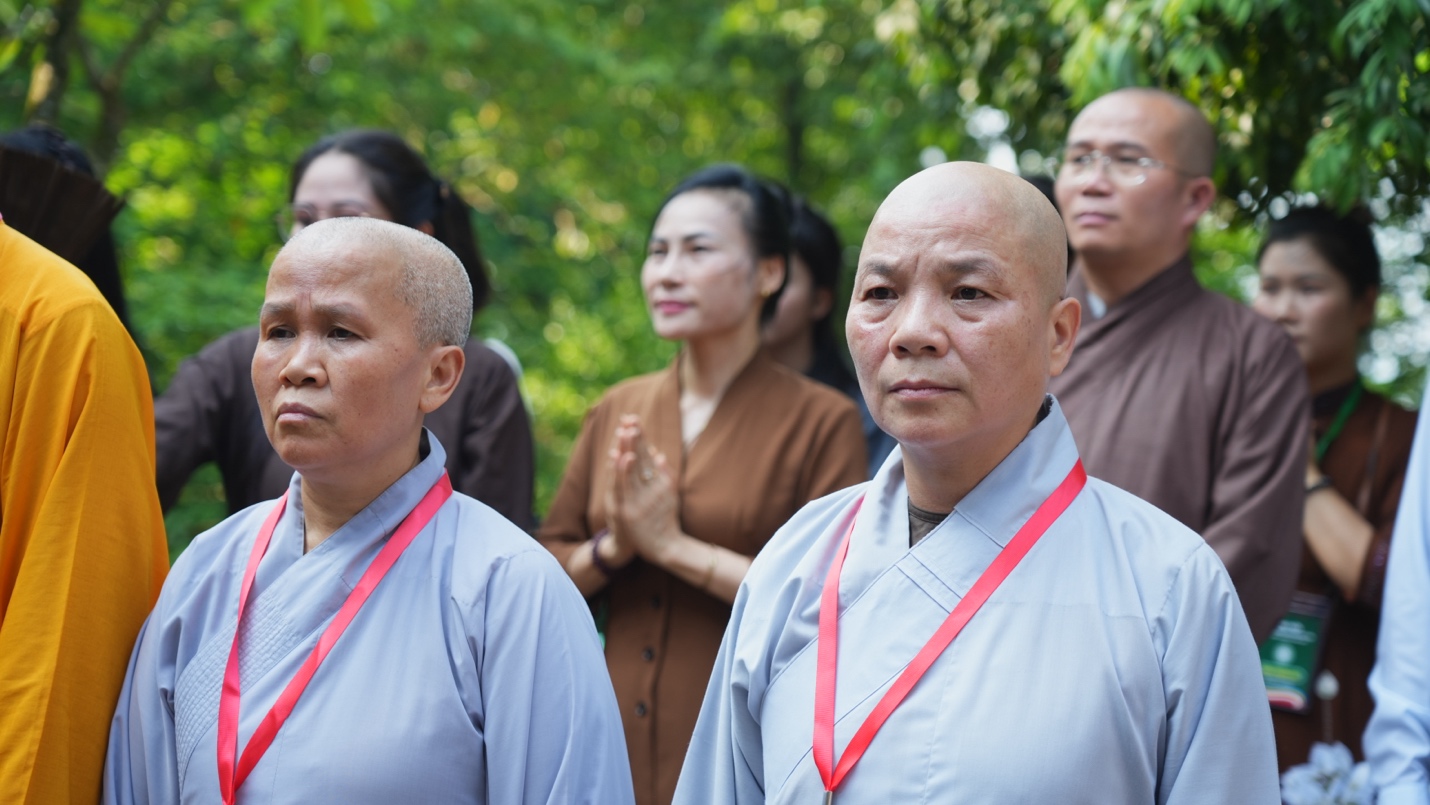 Phú Thọ: Trang nghiêm dâng hương tại Đền Hùng, tưởng niệm các Anh hùng liệt sĩ trước thềm Đại hội Phật giáo tỉnh lần thứ I, nhiệm kỳ 2026-2031 - ảnh 48