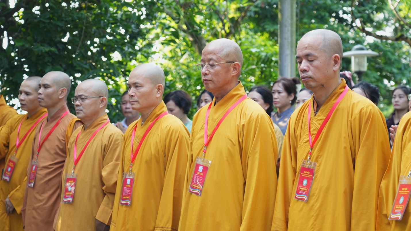 Phú Thọ: Trang nghiêm dâng hương tại Đền Hùng, tưởng niệm các Anh hùng liệt sĩ trước thềm Đại hội Phật giáo tỉnh lần thứ I, nhiệm kỳ 2026-2031 - ảnh 50
