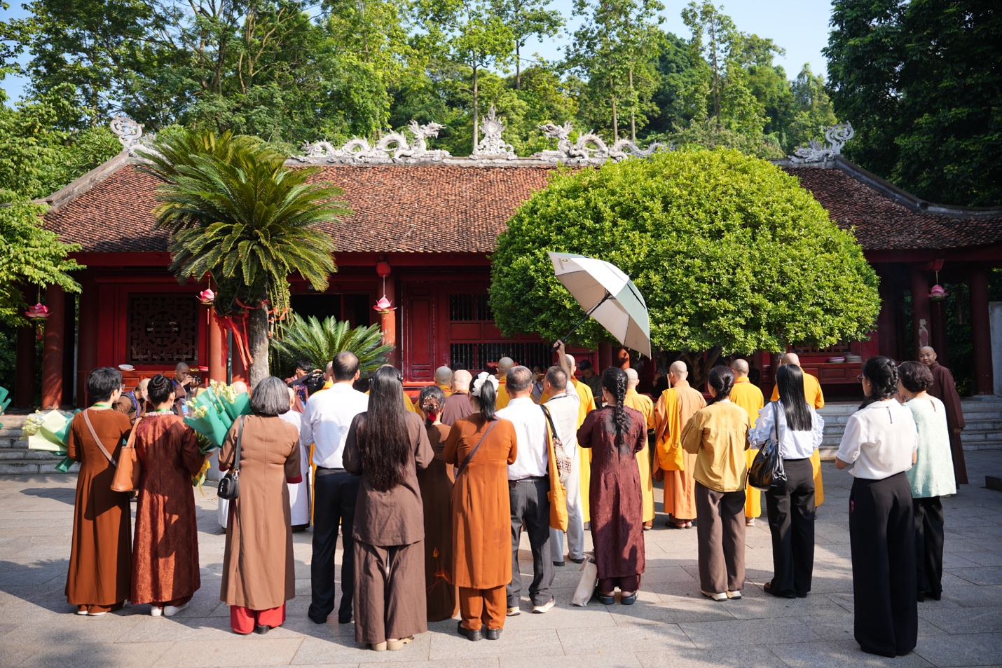 Phú Thọ: Trang nghiêm dâng hương tại Đền Hùng, tưởng niệm các Anh hùng liệt sĩ trước thềm Đại hội Phật giáo tỉnh lần thứ I, nhiệm kỳ 2026-2031 - ảnh 7
