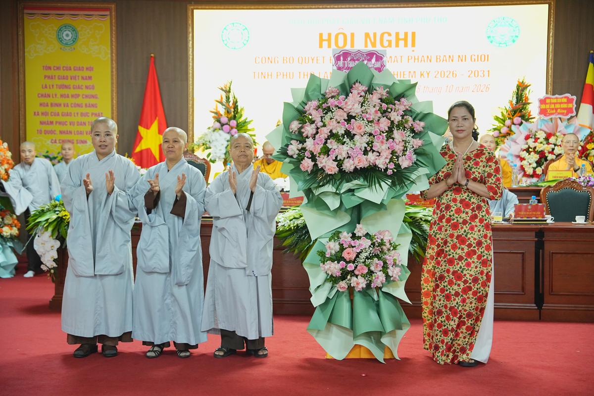 Phú Thọ: Hội nghị công bố quyết định và ra mắt Phân ban Ni giới GHPGVN tỉnh nhiệm kỳ 2026 - ảnh 41